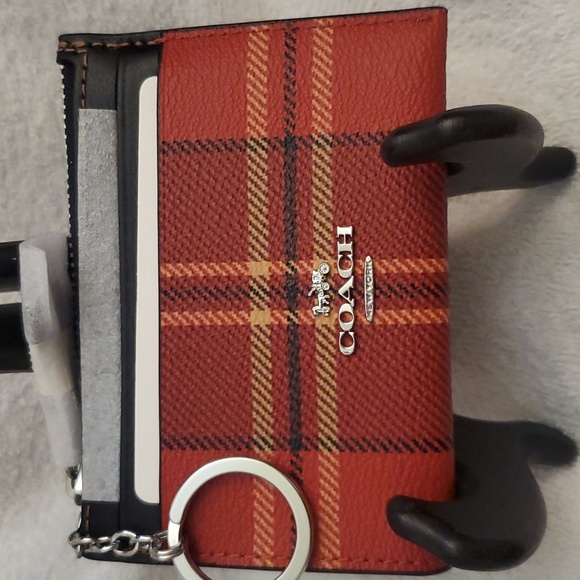 **BNWT Coach ID/Card holder - Picture 6 of 12